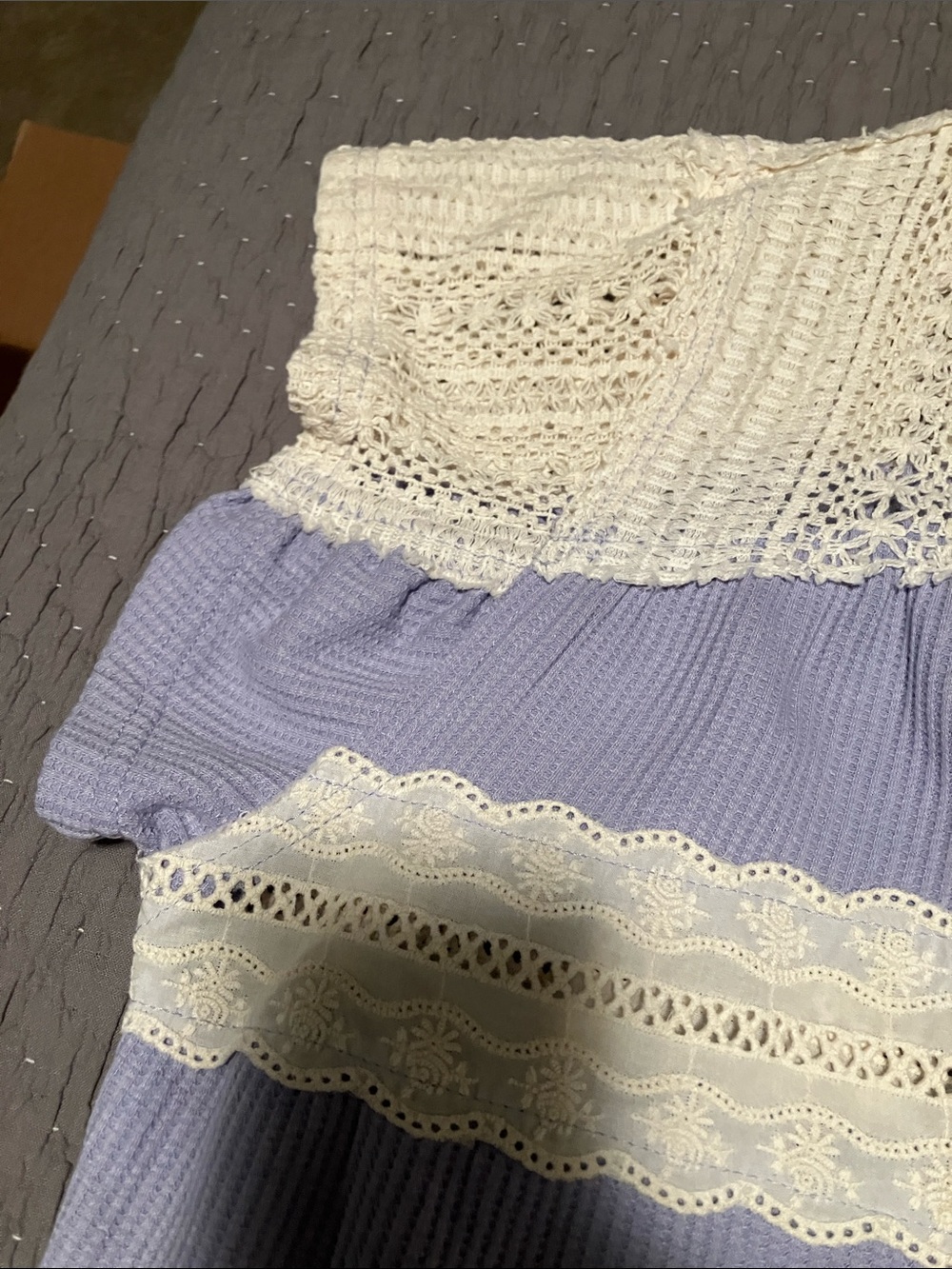 POL Lavender and Cream Crochet & Ribbed Top. Size L. Cap Sleeves. OVERSIZED. - Picture 9 of 11